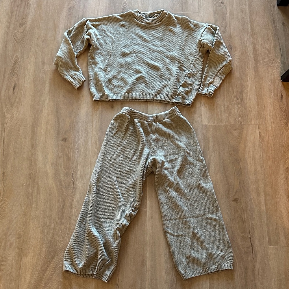 Nasty Gal light Olive lounge set